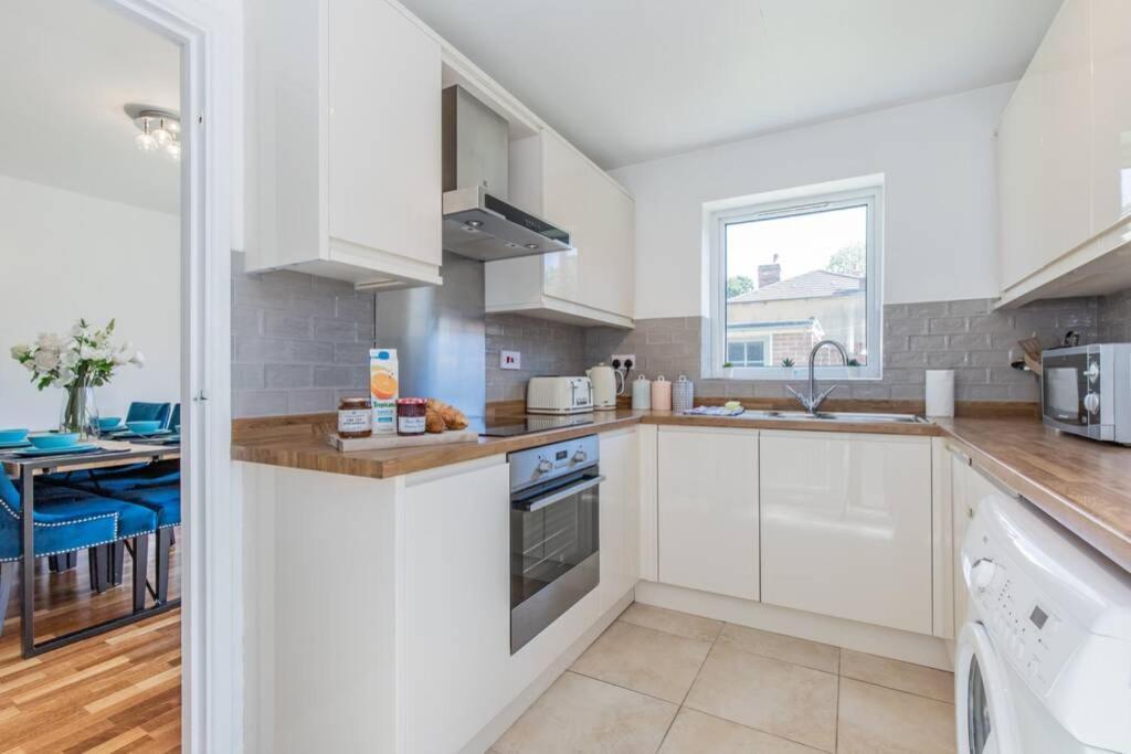 Stylish Townhouse In The Heart Of Summertown 옥스퍼드 외부 사진